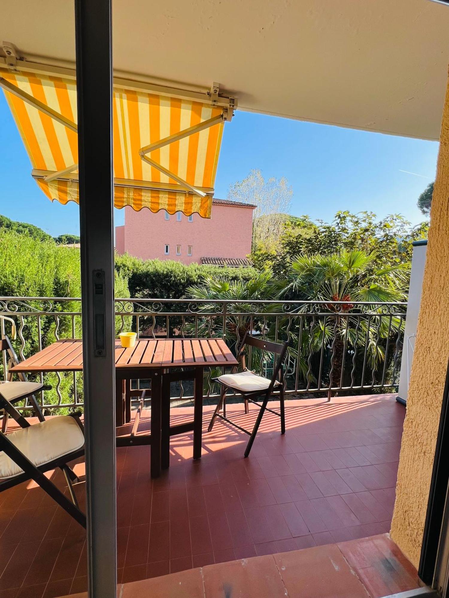 Superbe Appartement Terrasse Et Parking Prive Saint-Tropez Luaran gambar