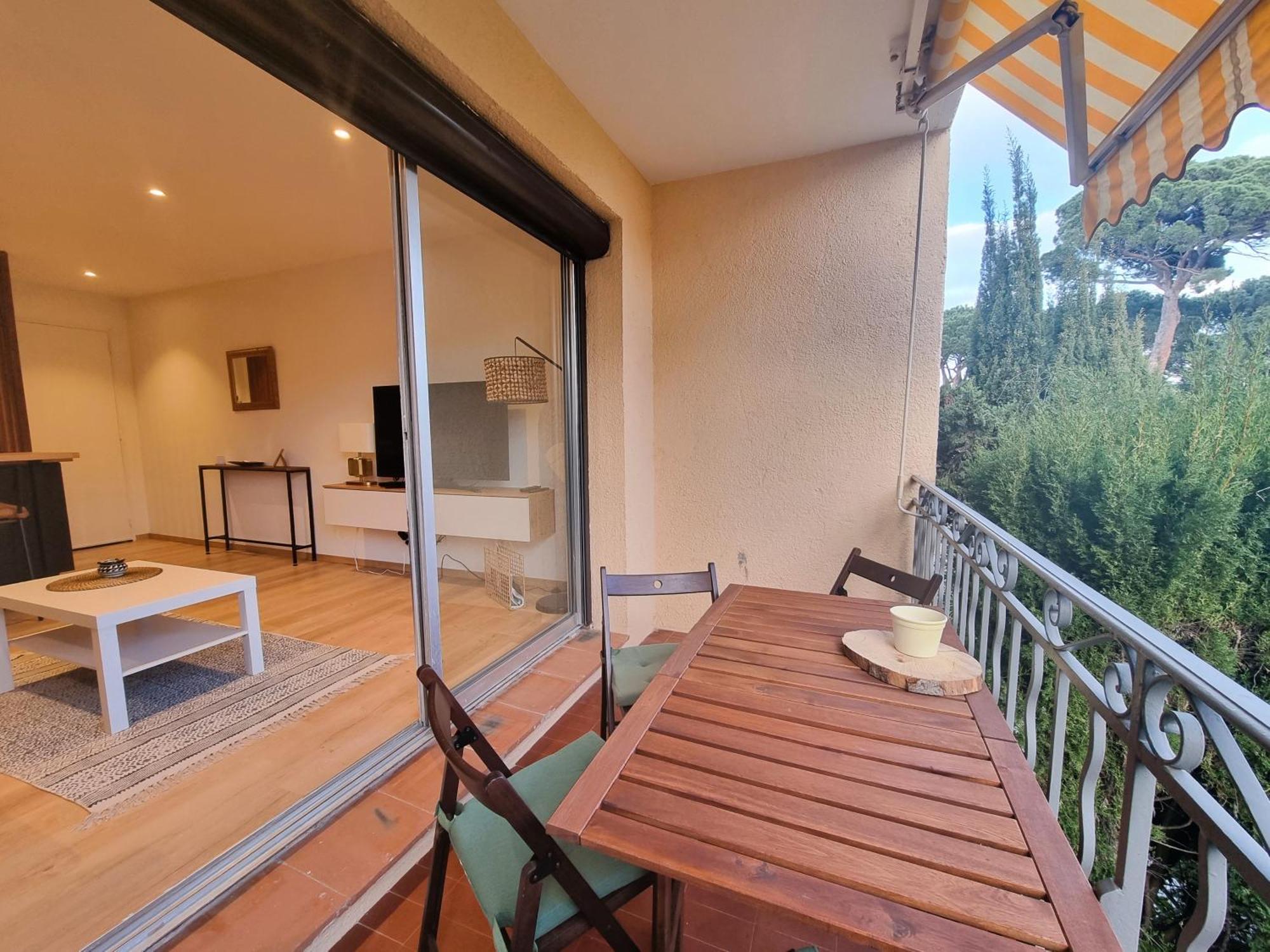 Superbe Appartement Terrasse Et Parking Prive Saint-Tropez Luaran gambar