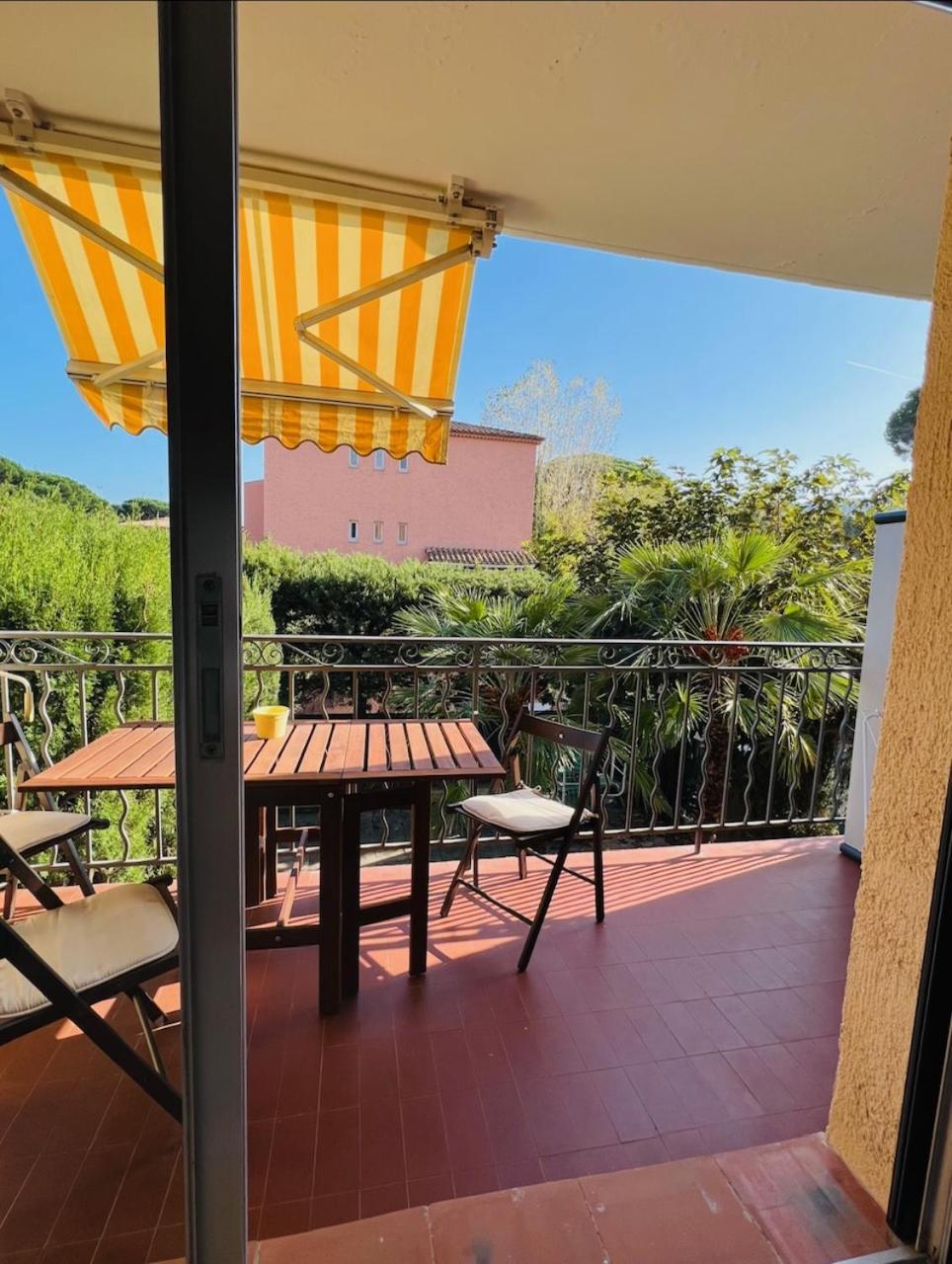Superbe Appartement Terrasse Et Parking Prive Saint-Tropez Luaran gambar